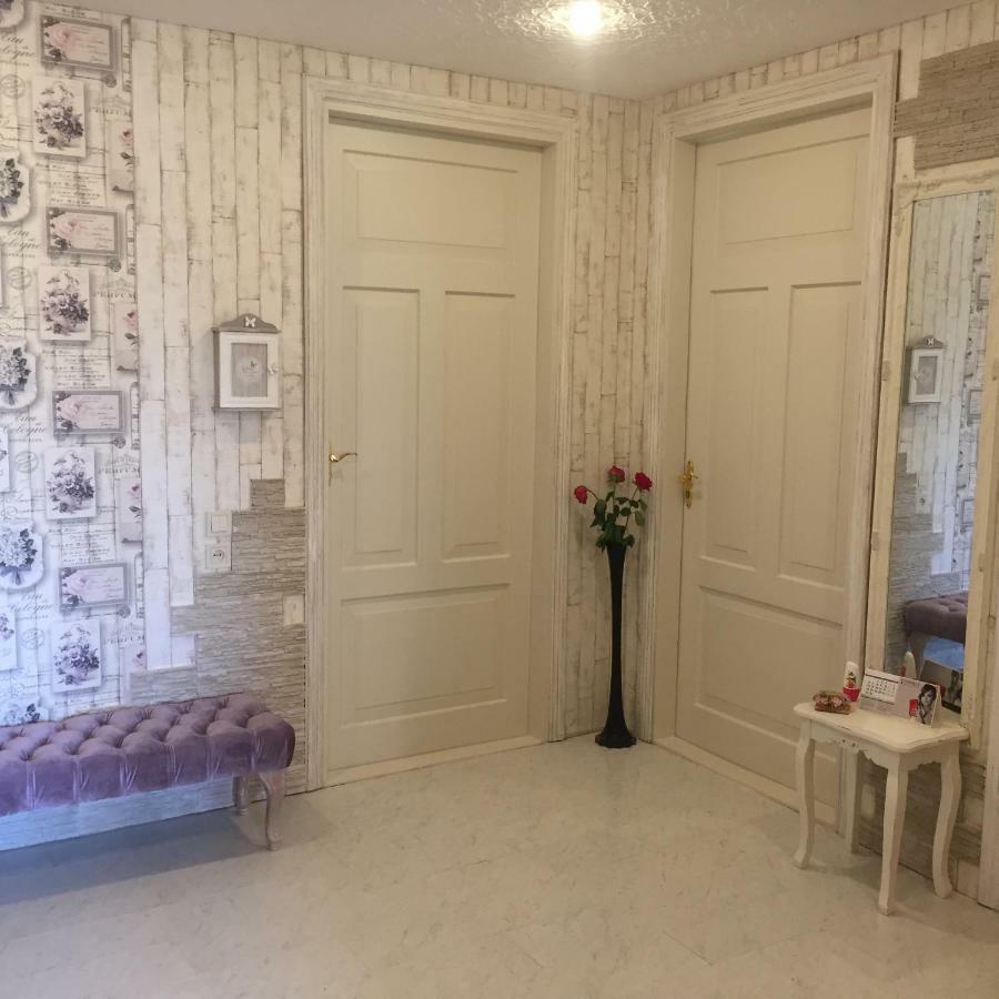 Fantasy Park Hotell Ventspils Eksteriør bilde